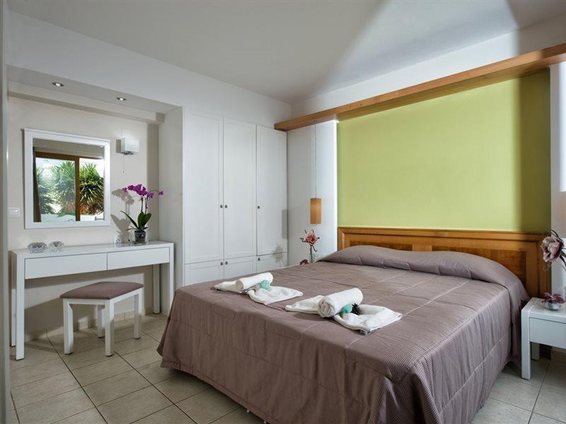 Mary Hotel & Mary Royal Suites Платанес Екстер'єр фото